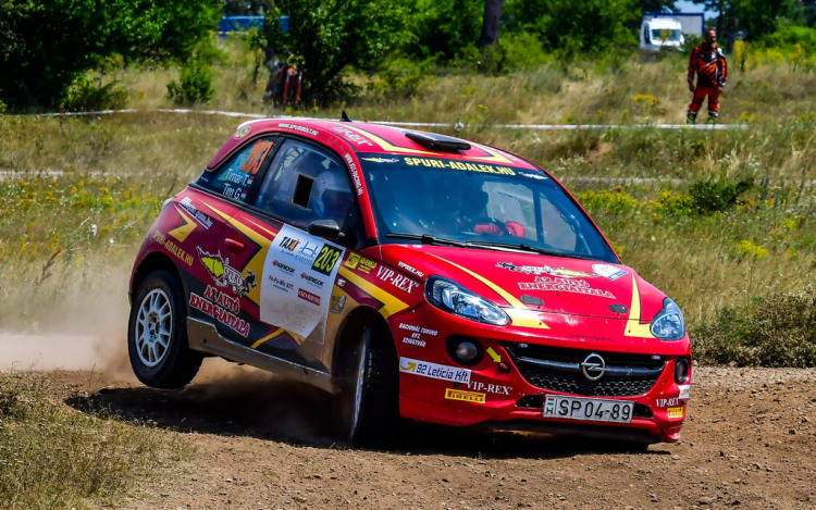 Rally: Végre szeretjük a murvát!