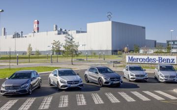 A Mercedes Magyarországra hozza az A-osztály gyártását is az idei évtől